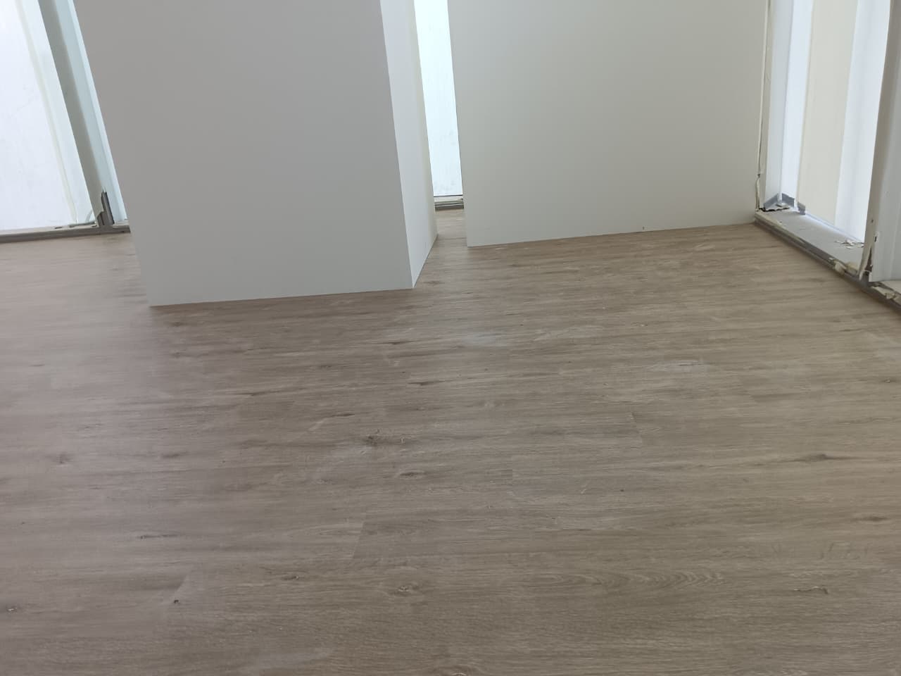 Modern flooring interior